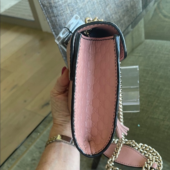 Gucci Pink Crossbody Bag with champagne,gold chain with coa - Picture 5 of 9